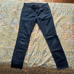 Joe’s jeans never worn size 25 skinny fit